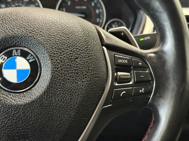 Used 2018 BMW 330i Sedan w/ Shadow Sport Edition RWD image 17