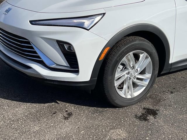 Used 2025 Buick Envista Preferred w/ Convenience I Package image 9