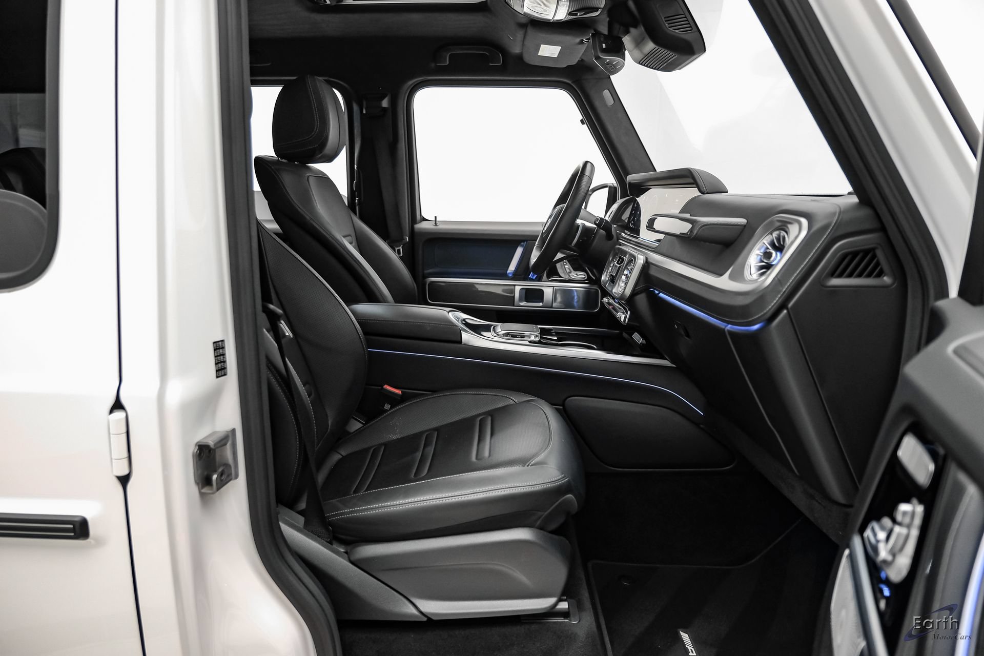 Used 2025 Mercedes-Benz G 550 w/ Exclusive Interior Package image 47