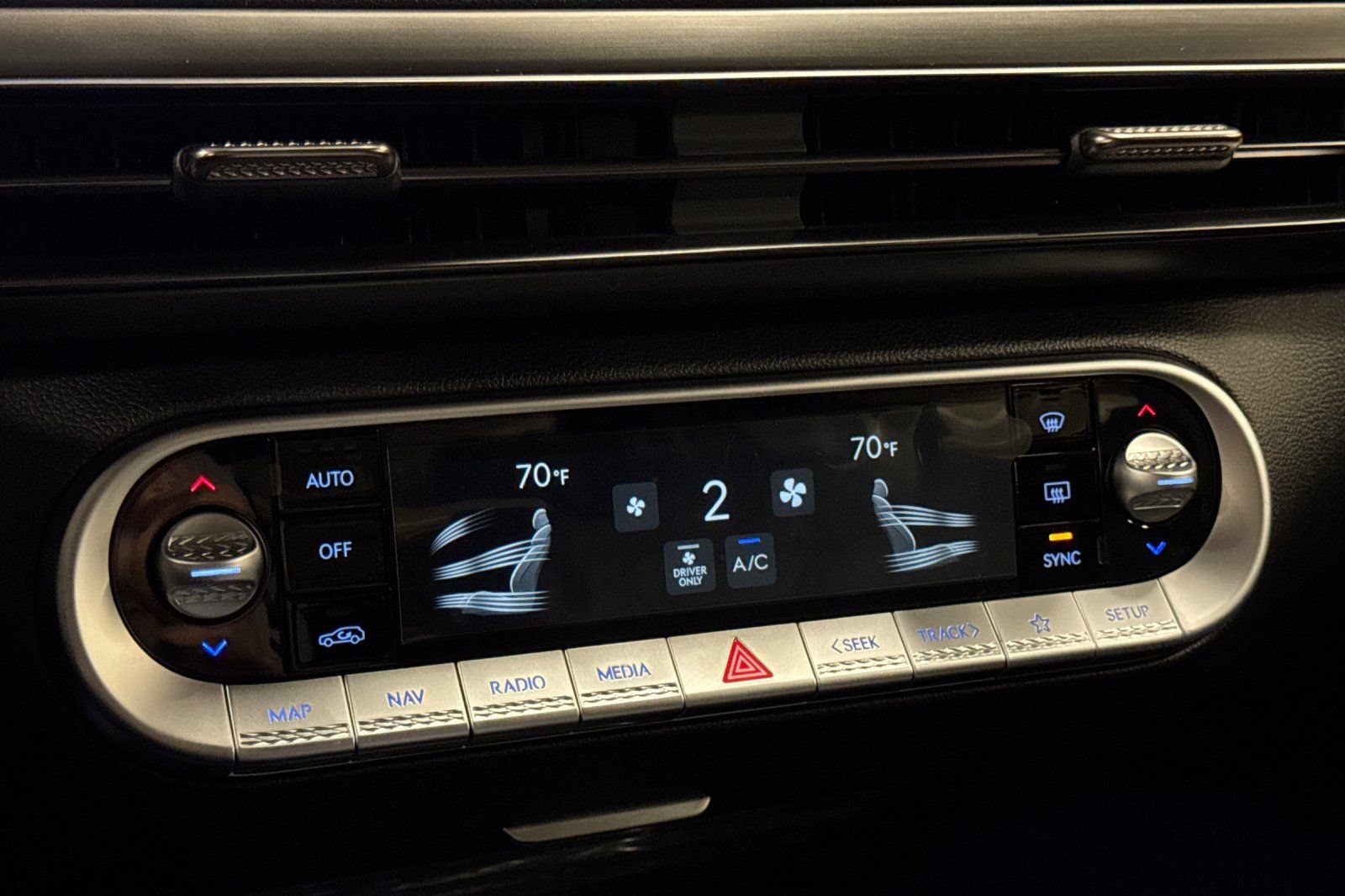New 2026 Genesis GV60 RWD image 21