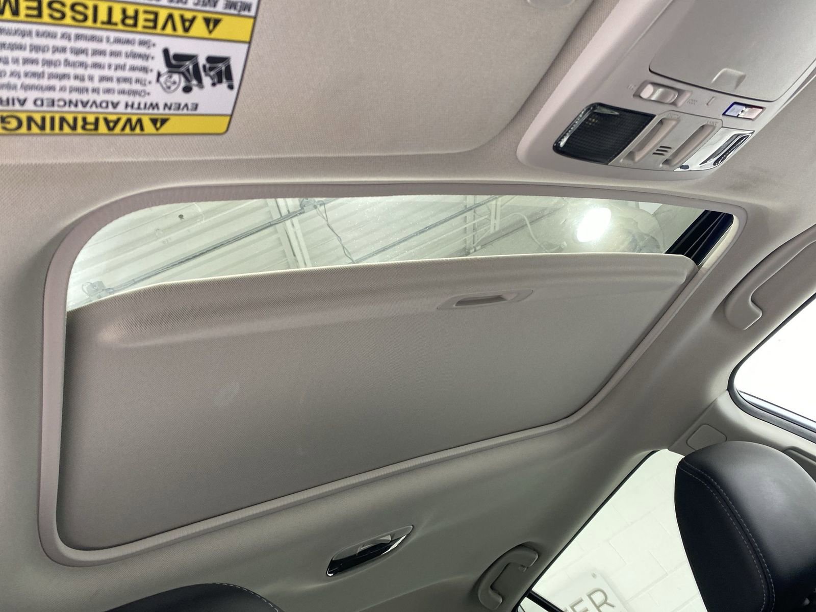 Used 2017 Subaru Outback 2.5i Limited AWD/4WD image 22