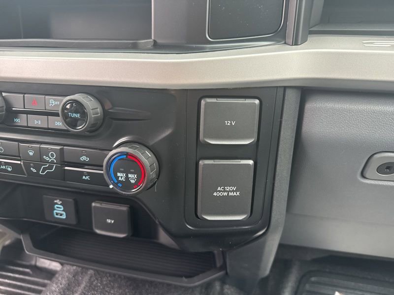 New 2026 Ford F450 XL w/ XL Chrome Package image 31