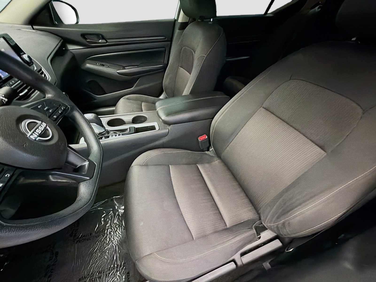 Used 2024 Nissan Altima 2.5 S FWD image 11