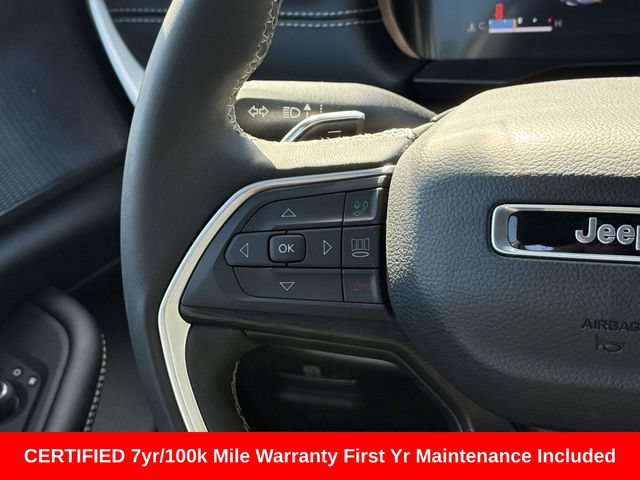 Certified 2025 Jeep Grand Cherokee Altitude AWD/4WD image 23