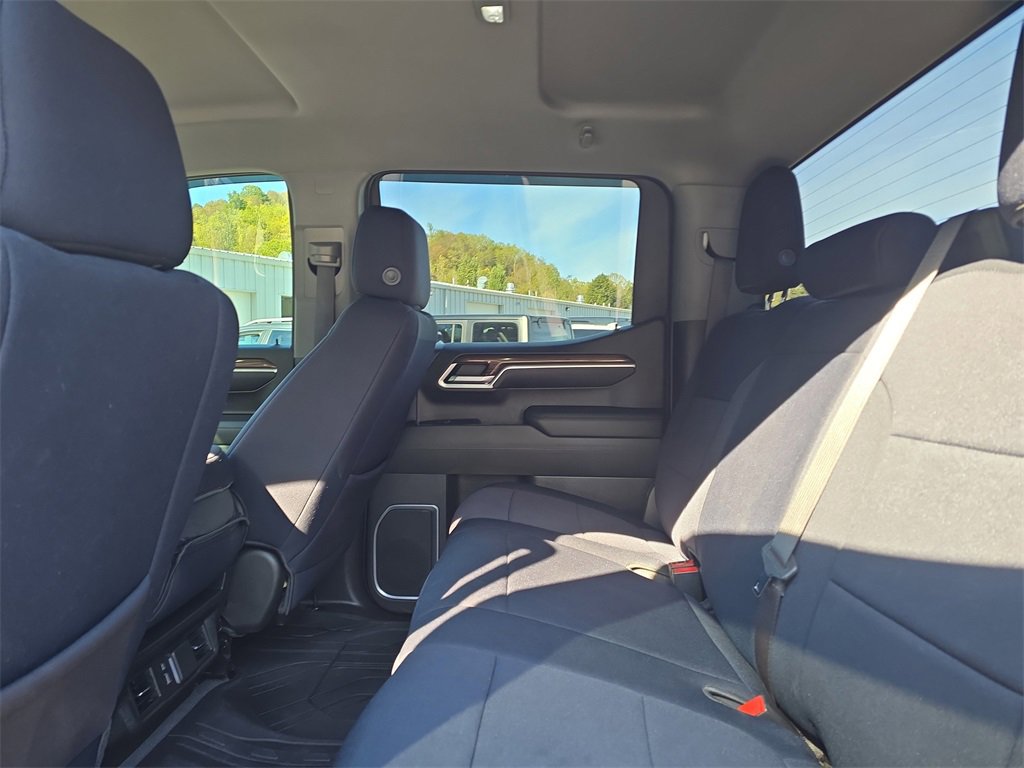 Used 2022 Chevrolet Silverado 1500 LT w/ Protection Package image 25