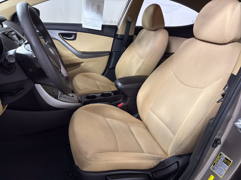Used 2013 Hyundai Elantra GLS w/ Preferred Pkg FWD image 10