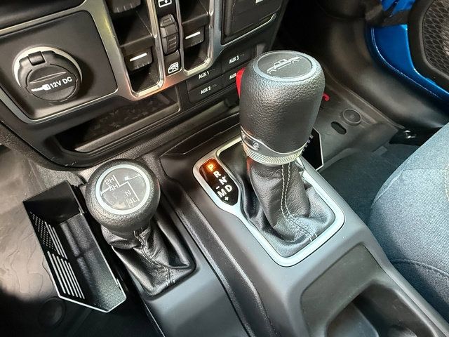 Used 2024 Jeep Gladiator Sport AWD/4WD image 26