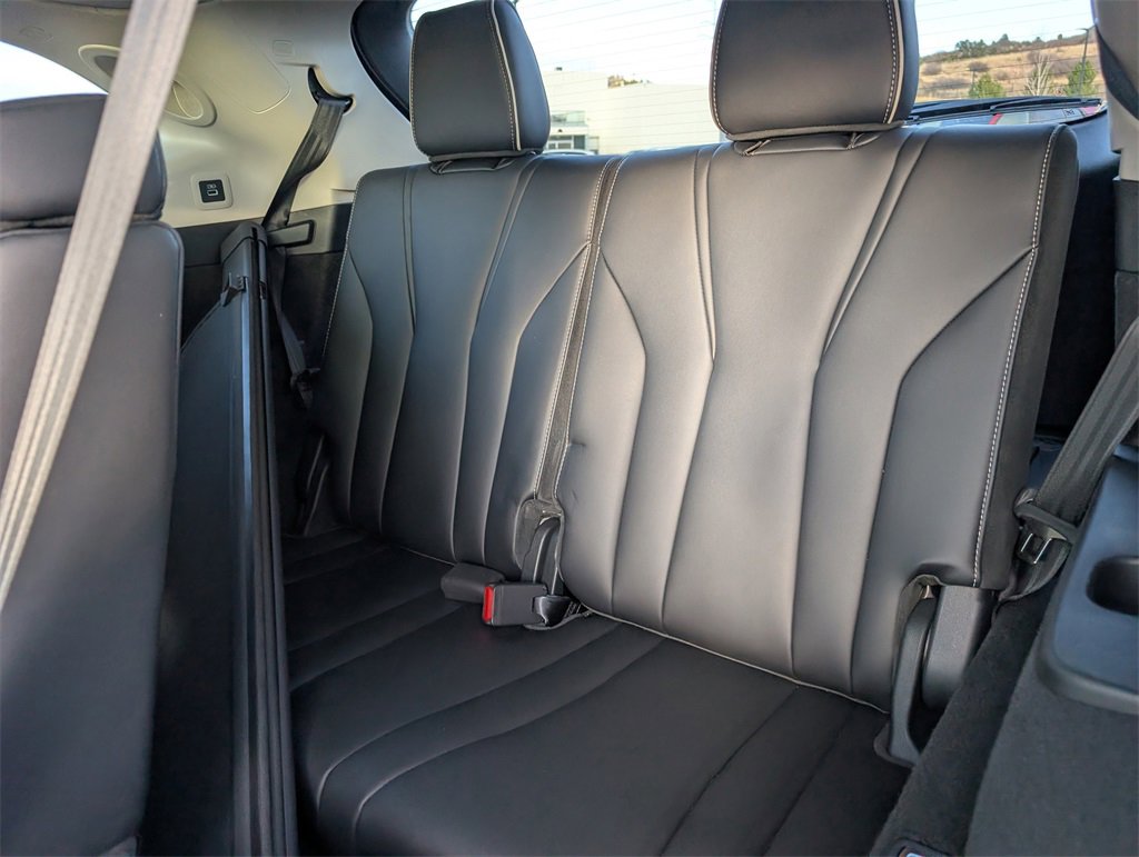 Used 2023 Acura MDX SH-AWD w/ Advance Package image 18