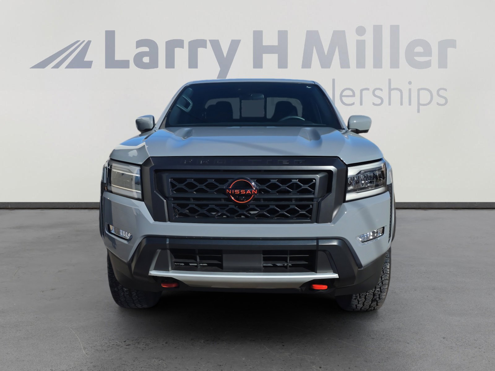 Used 2022 Nissan Frontier Pro-X image 8