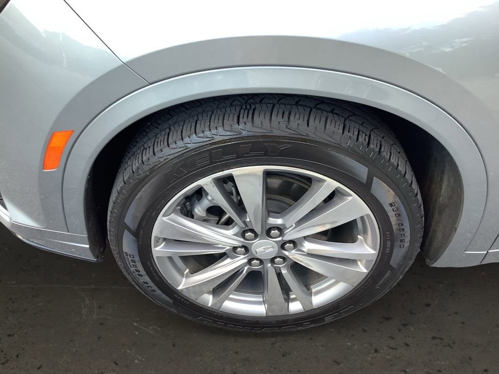 Used 2023 Cadillac XT6 Premium Luxury image 10