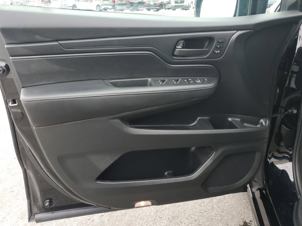 Certified 2025 Honda Odyssey Sport-L image 32