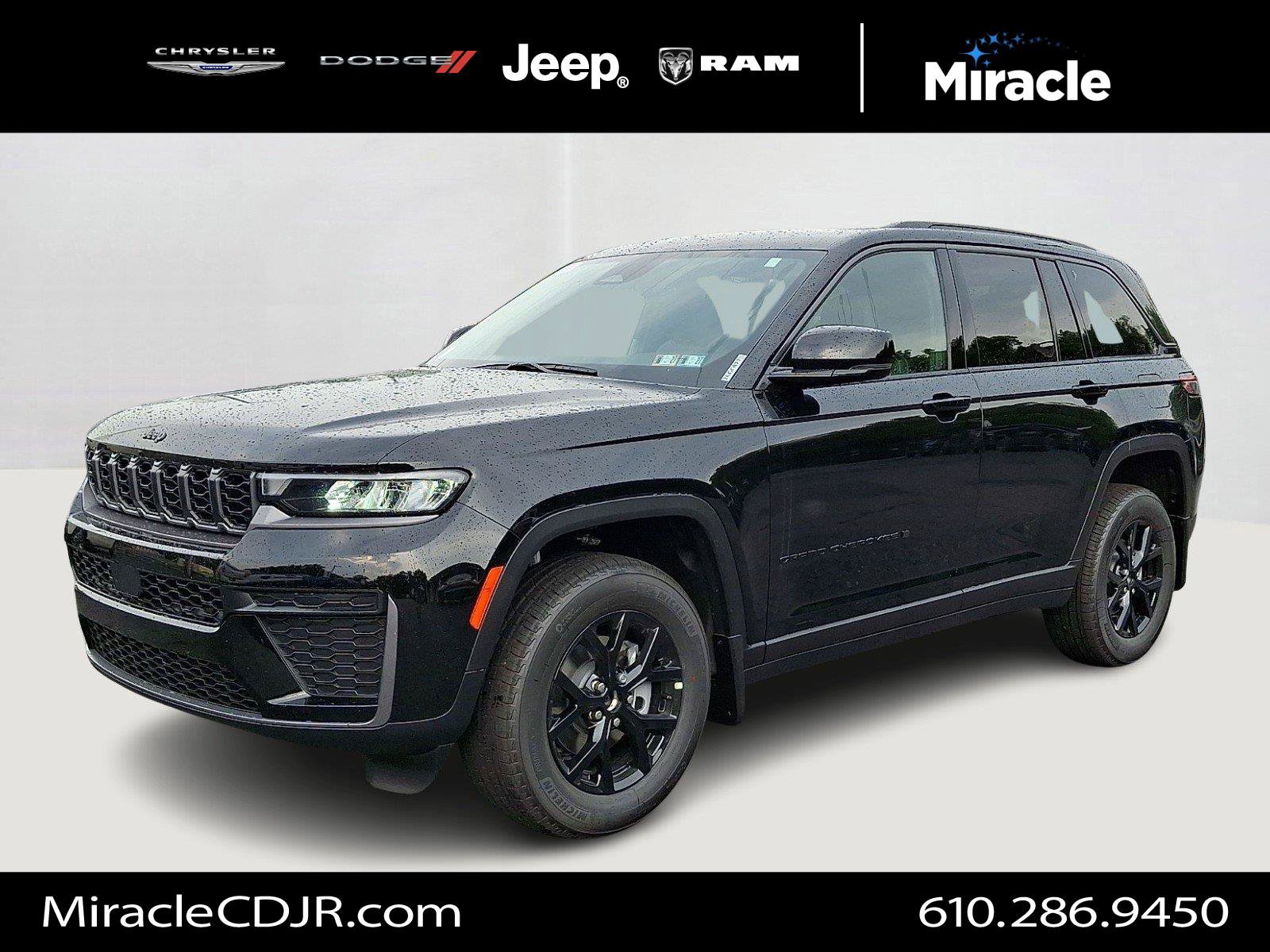 New 2026 Jeep Grand Cherokee Altitude AWD/4WD image 1