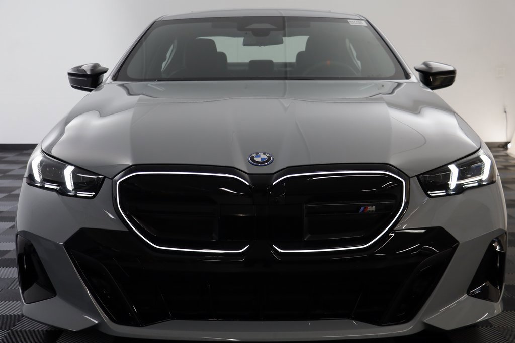 New 2025 BMW i5 M60 w/ Premium Package image 23