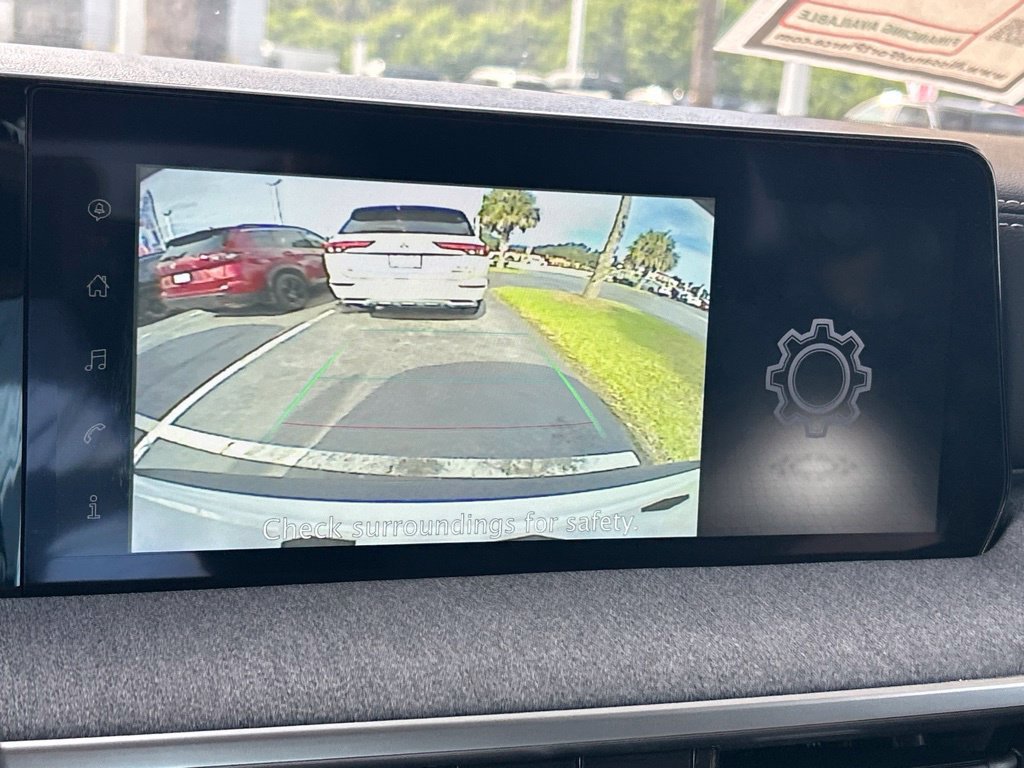 Certified 2025 Nissan Kicks SV FWD image 33