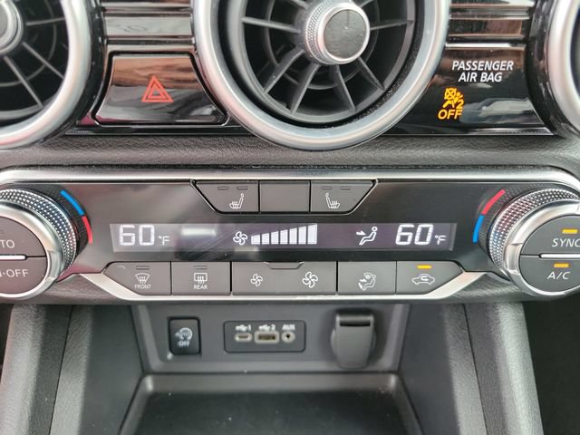Used 2025 Nissan Sentra SR FWD image 21