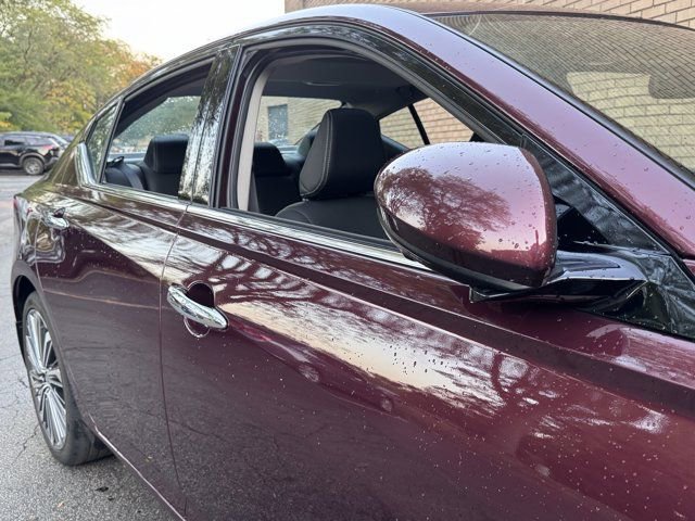 Used 2024 Nissan Altima 2.5 SL image 8
