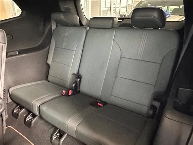 New 2026 GMC Acadia AT4 w/ Luxury Package AWD/4WD image 23