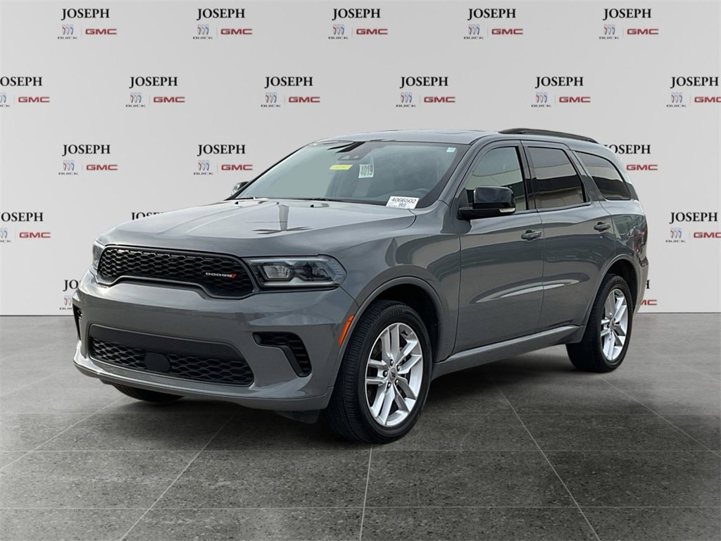 Used 2024 Dodge Durango GT image 3