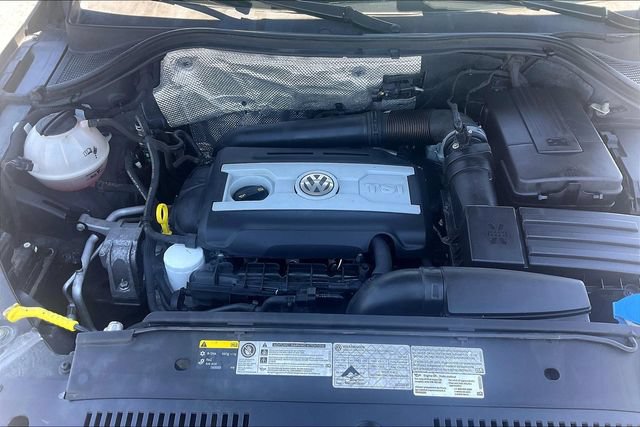Used 2017 Volkswagen Tiguan S AWD/4WD image 9
