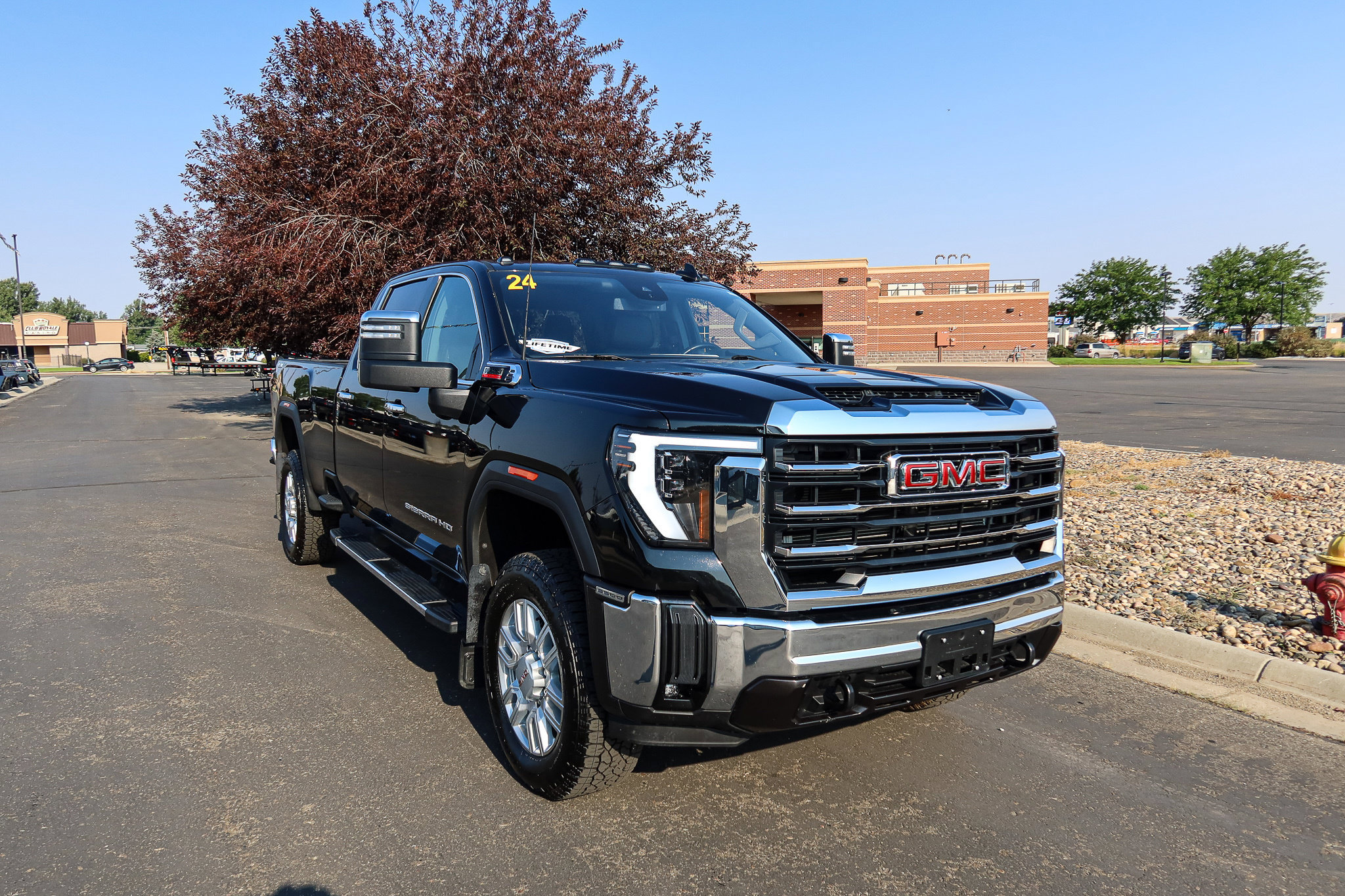 Used 2024 GMC Sierra 3500 SLT AWD/4WD image 5
