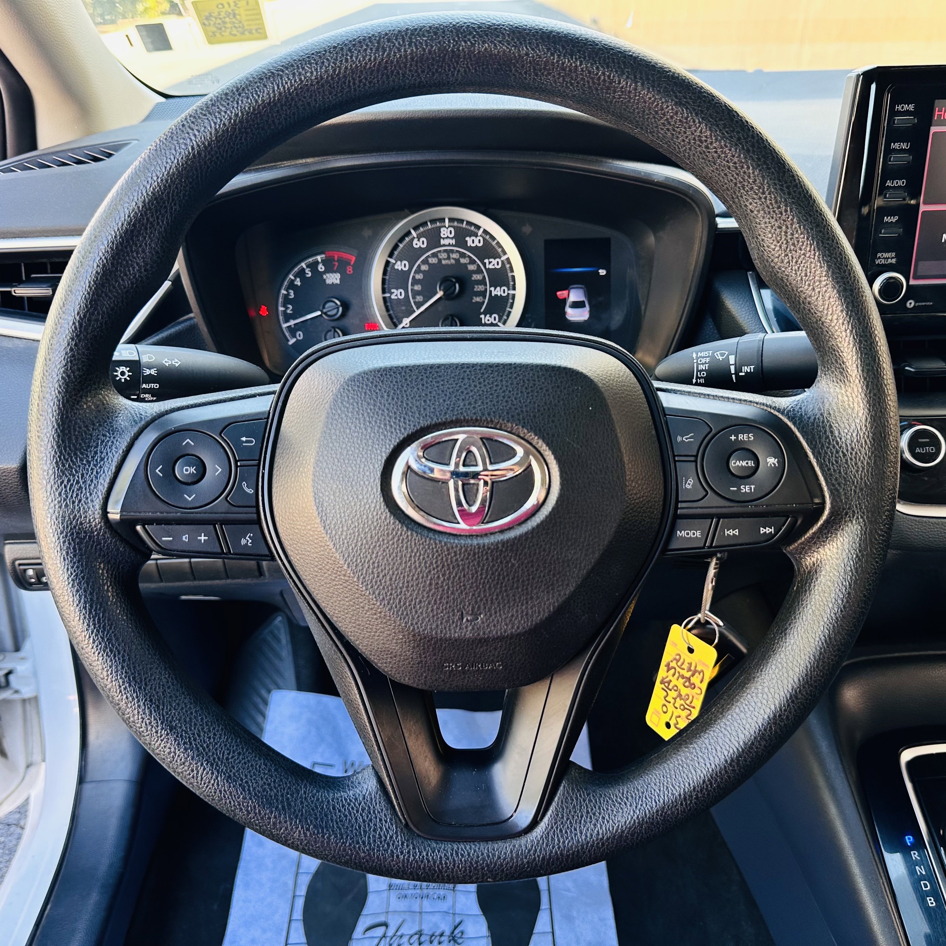 Used 2022 Toyota Corolla LE image 18