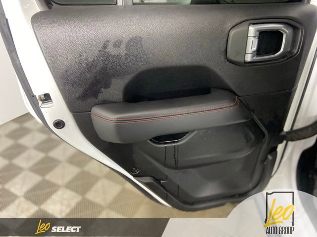 Used 2020 Jeep Gladiator Rubicon AWD/4WD image 17