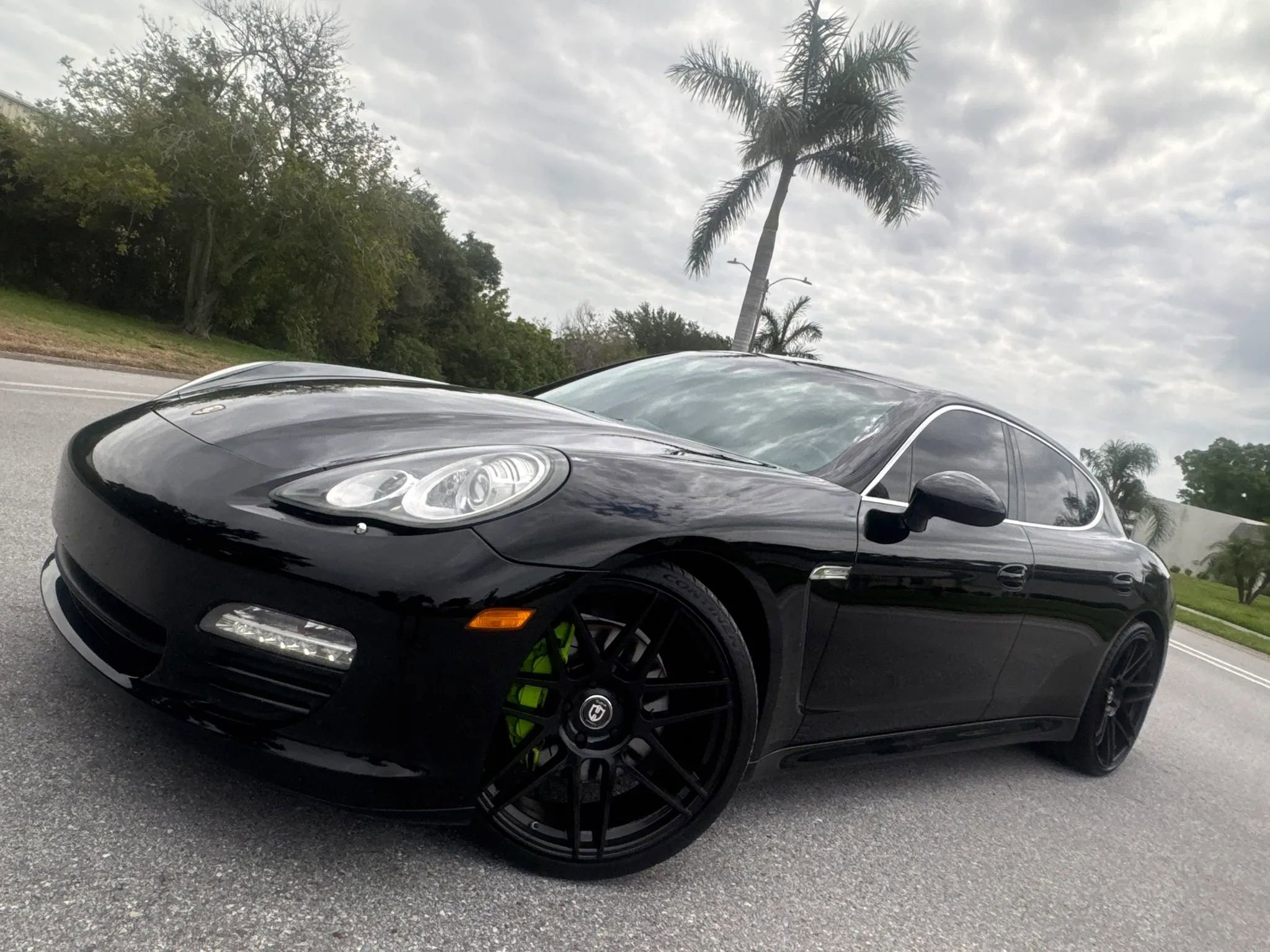Used 2010 Porsche Panamera S RWD image 46
