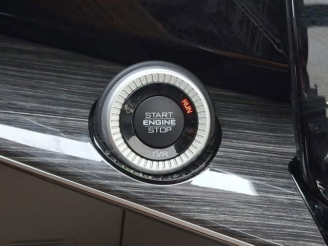 Used 2022 Jeep Wagoneer Series II w/ Premium Group I image 23