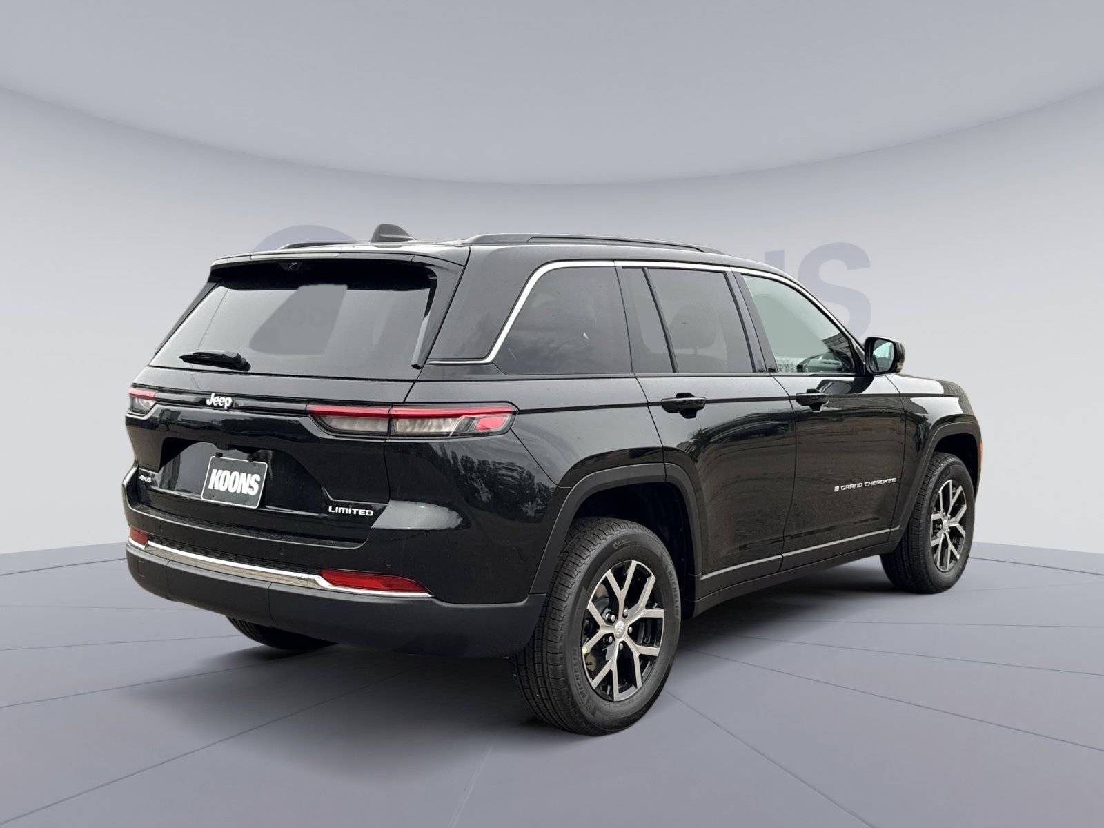 New 2025 Jeep Grand Cherokee Limited w/ Luxury Tech Group II image 7