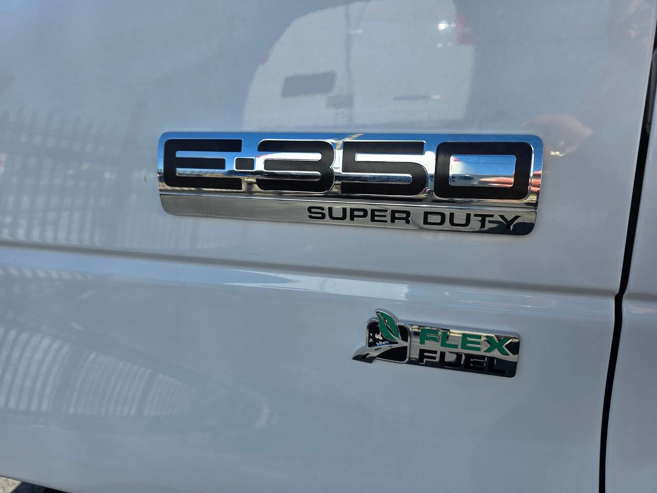 Used 2019 Ford E-350 and Econoline 350 Super Duty w/ Power Windows & Locks Group image 22