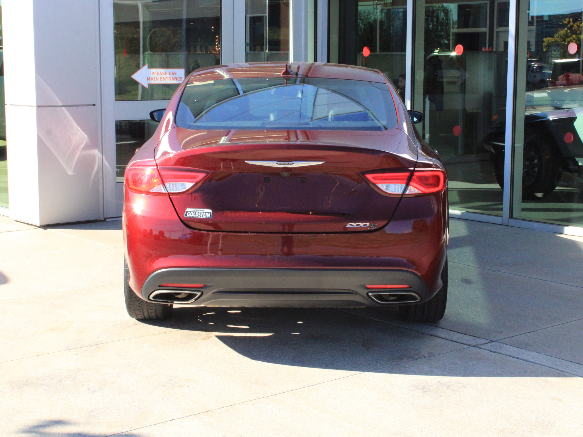 Used 2016 Chrysler 200 S w/ Comfort Group FWD image 7
