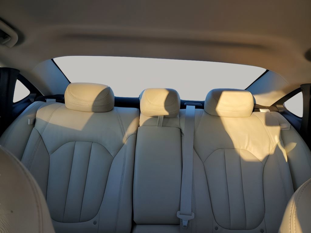 Used 2015 Chrysler 200 Limited w/ Convenience Group image 42