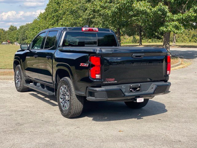 Used 2025 Chevrolet Colorado Z71 AWD/4WD image 5