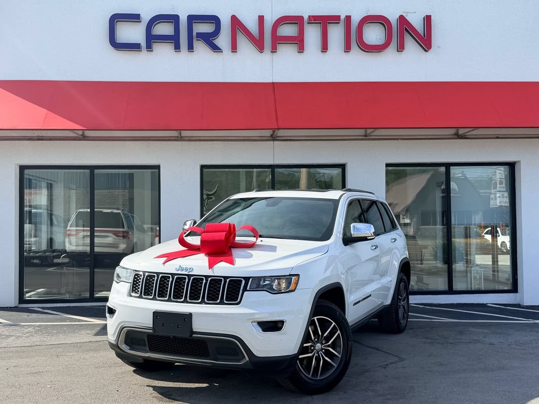 Used 2018 Jeep Grand Cherokee Limited w/ Trailer Tow Group IV AWD/4WD image 2