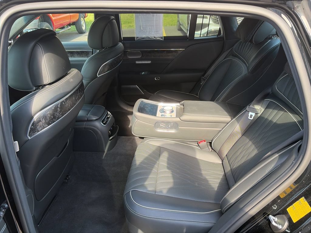 Certified 2024 Genesis G90 3.5T AWD/4WD image 19