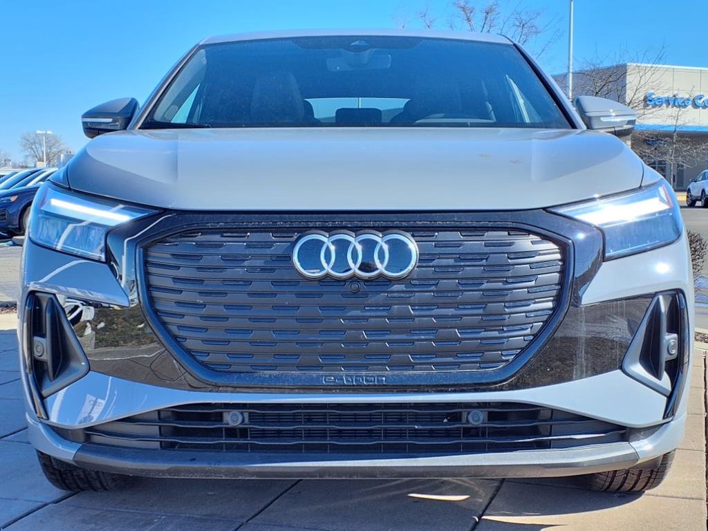 New 2025 Audi Q4 e-tron Premium image 2