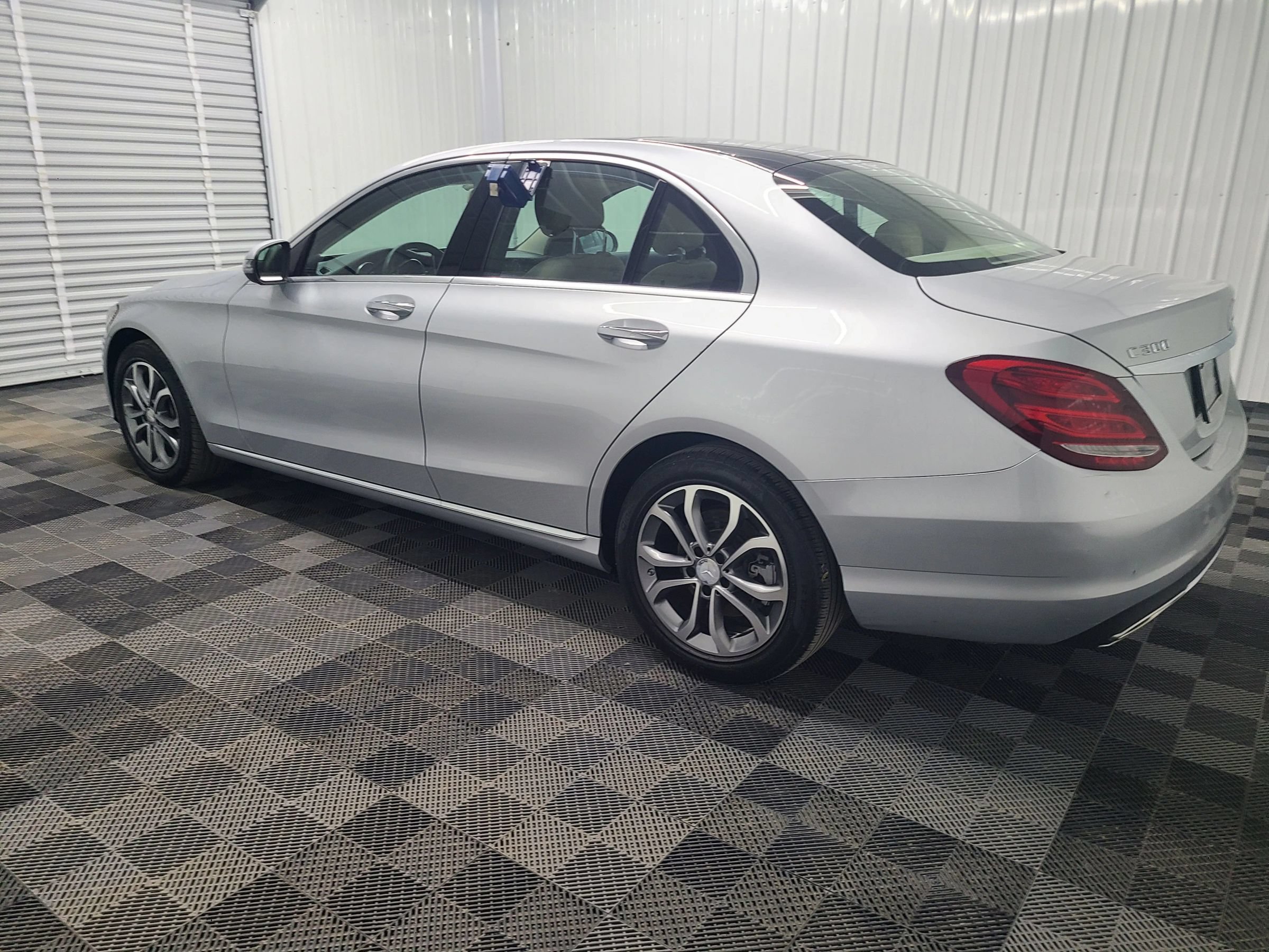 Used 2016 Mercedes-Benz C 300 4MATIC Sedan image 9