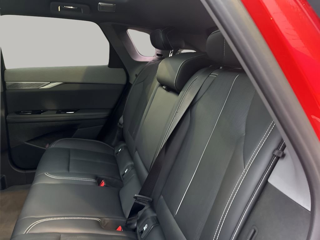 Certified 2025 Cadillac Optiq Sport 2 image 19