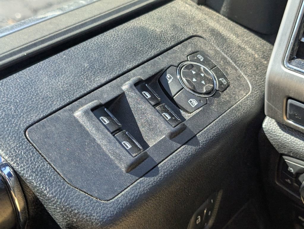 Used 2019 Ford F150 Platinum w/ Equipment Group 701A Luxury image 10