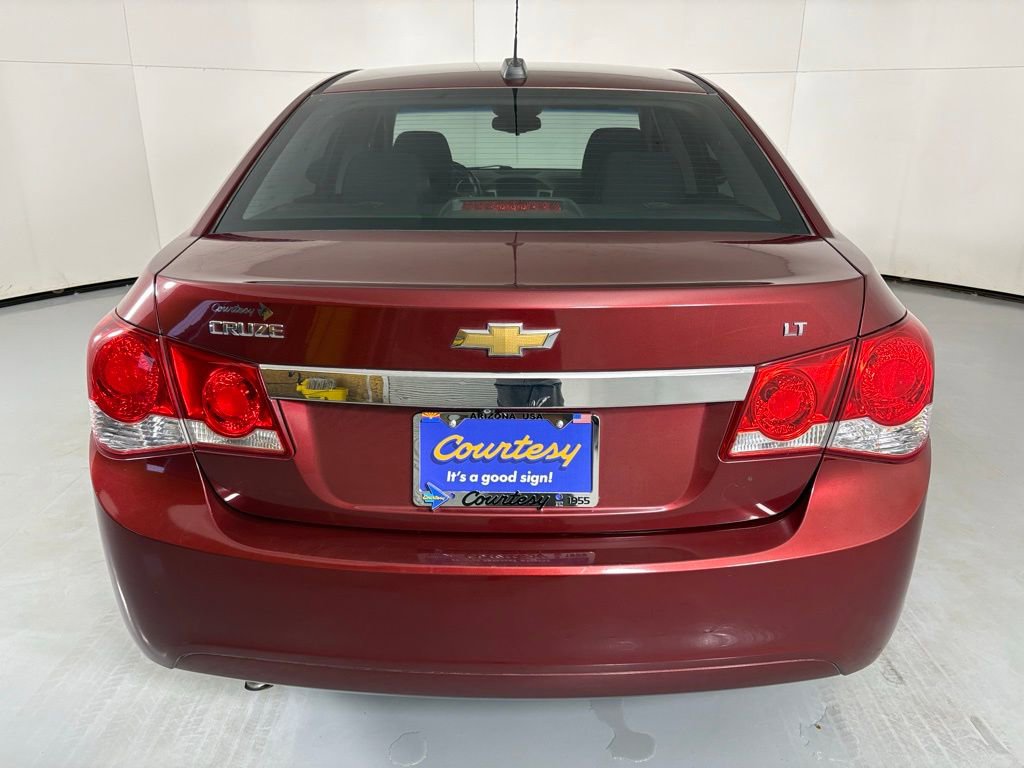 Used 2015 Chevrolet Cruze LT w/ Technology Package image 7