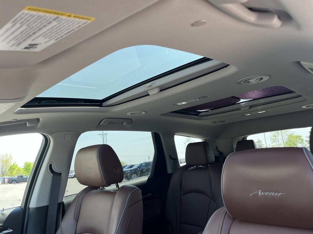 Used 2019 Buick Enclave Avenir w/ Avenir Technology Package image 29