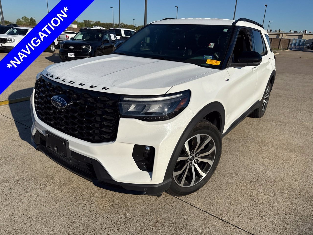 Used 2025 Ford Explorer ST-Line AWD/4WD image 1