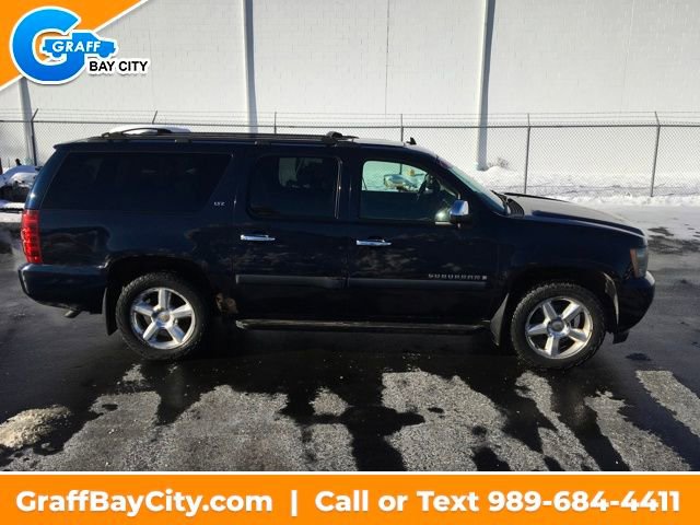Used 2007 Chevrolet Suburban LTZ w/ LTZ Preferred Equipment Group image 6
