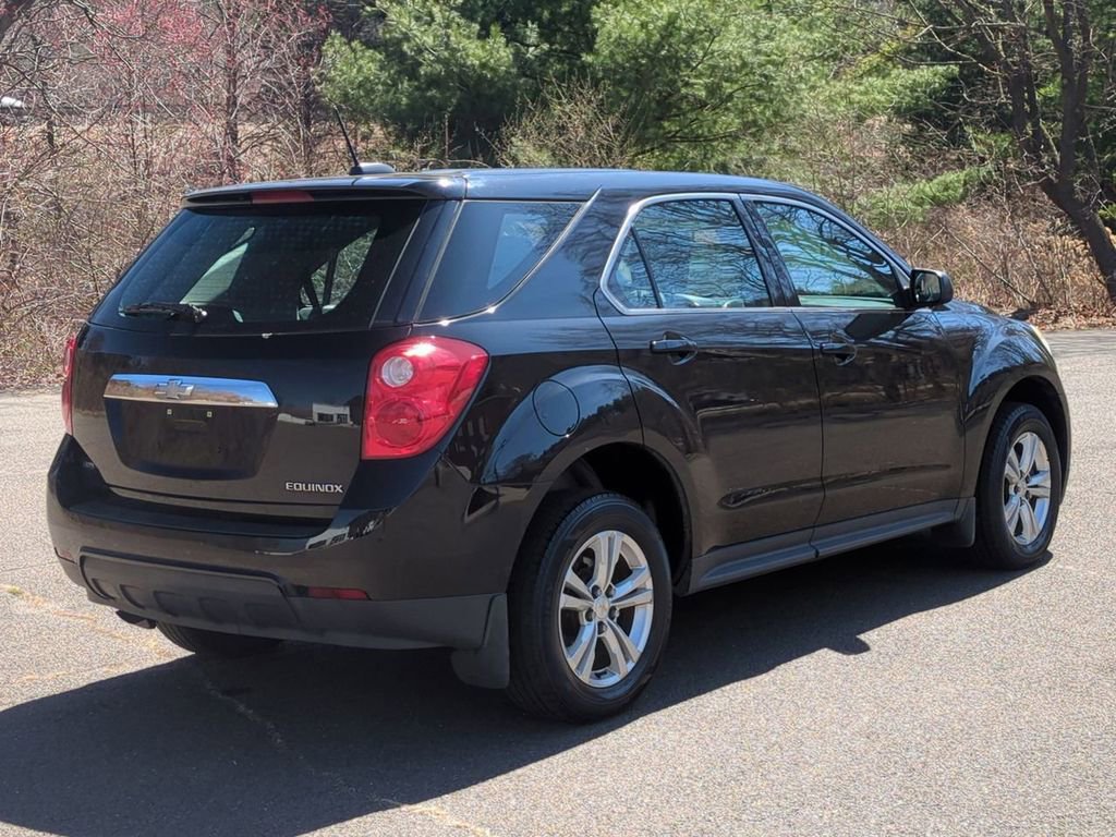 Used 2015 Chevrolet Equinox LS AWD/4WD image 4