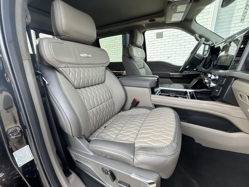 New 2026 Ford F350 Platinum w/ Platinum Plus Package image 27