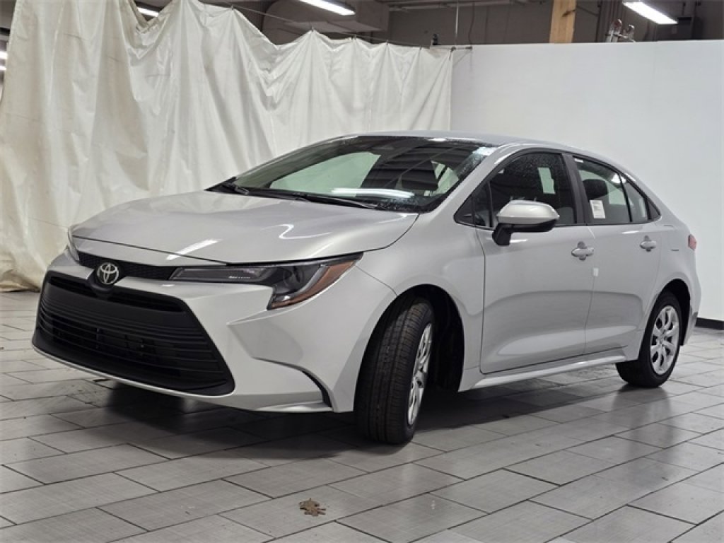 New 2026 Toyota Corolla LE image 9