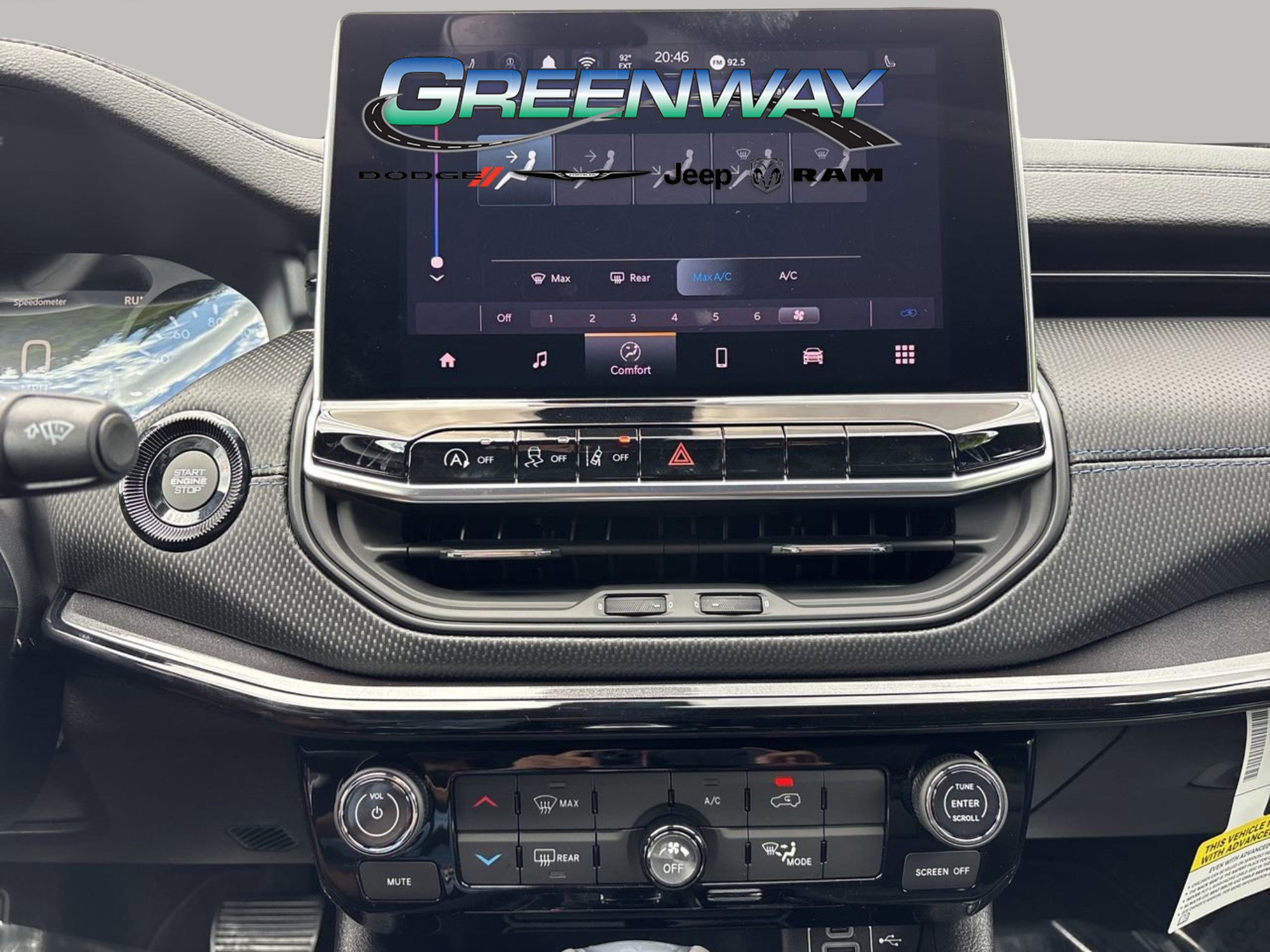 New 2026 Jeep Compass Latitude image 19