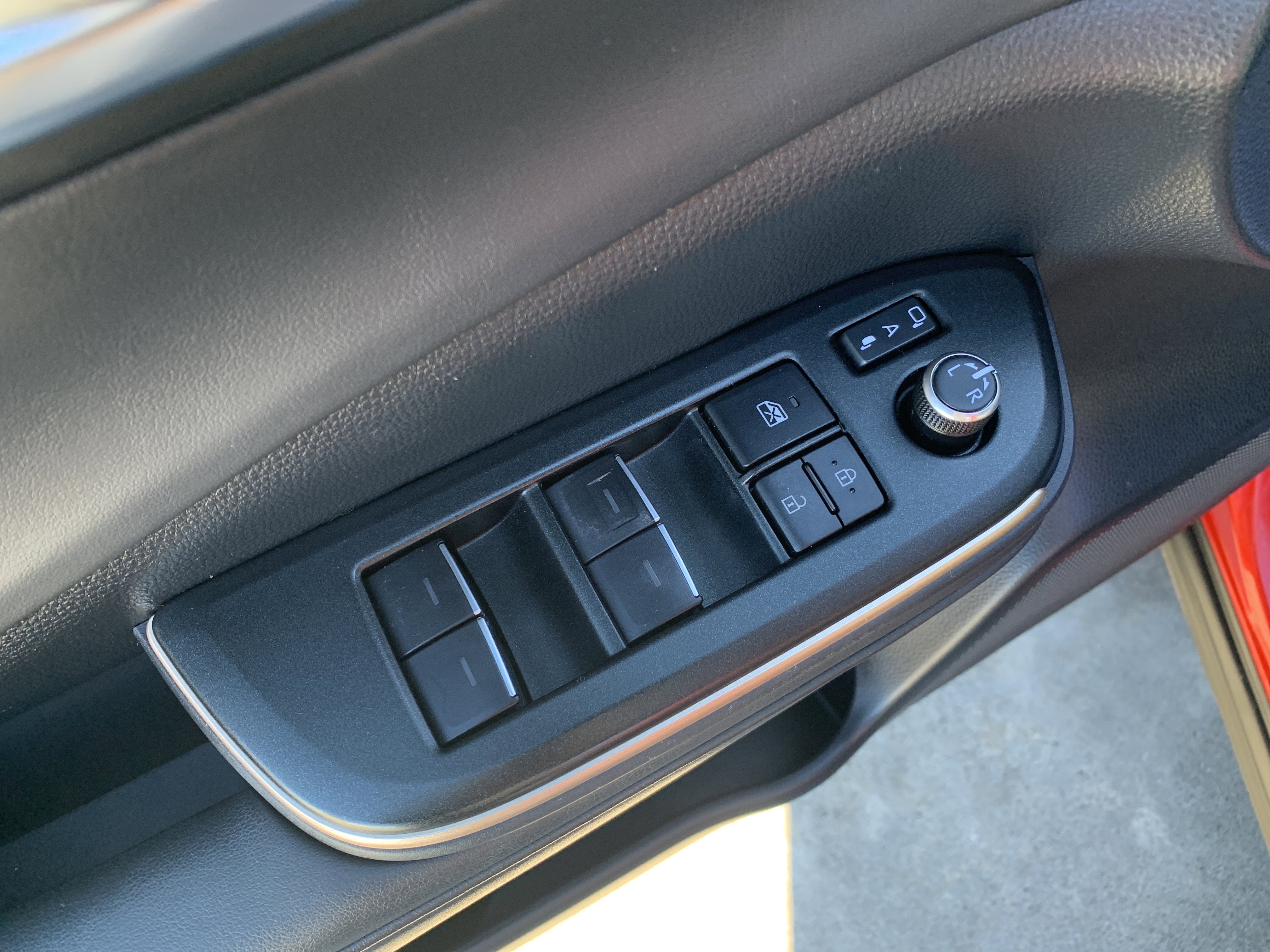 Used 2023 Toyota Crown image 12