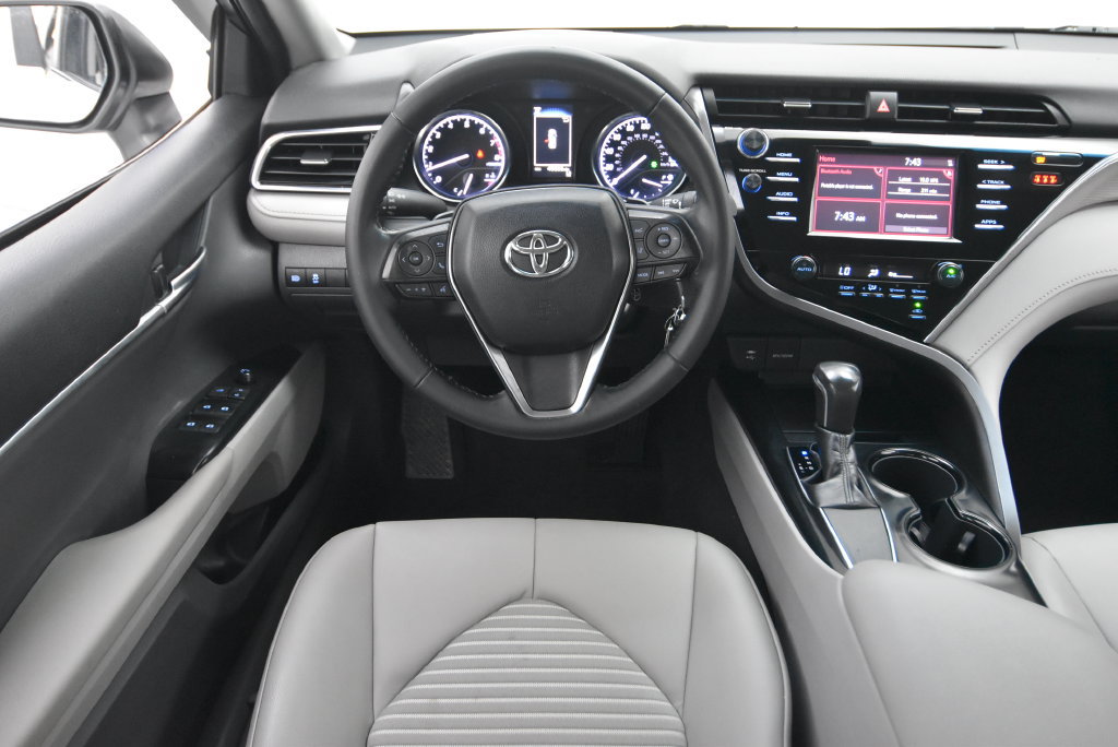 Used 2018 Toyota Camry SE FWD image 27