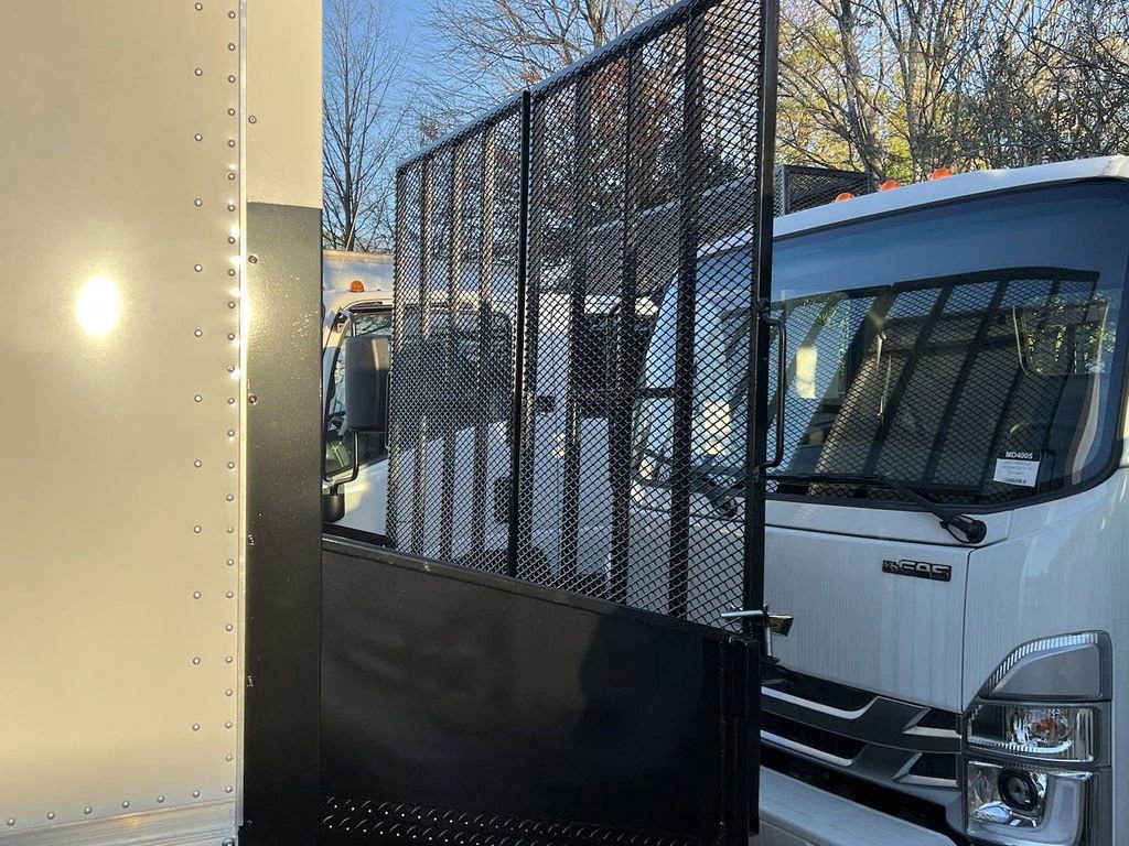 New 2025 Chevrolet Low Cab Forward image 4